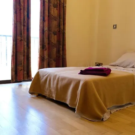شقة Seaview 2br Retreat By The Ocean لارنكا