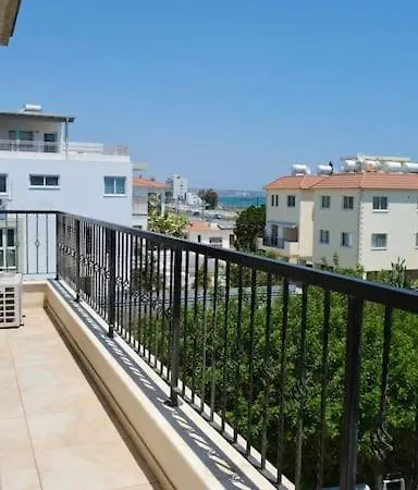Seaview 2br Retreat By The Ocean شقة