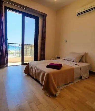 Apartmán Seaview 2br Retreat By The Ocean